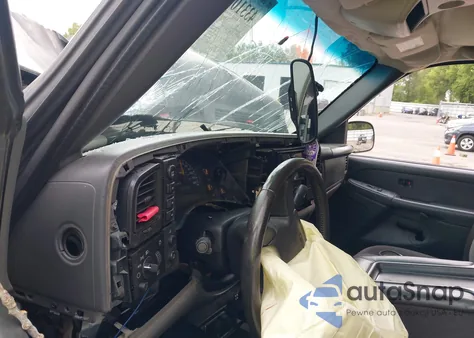 2003 GMC Sierra 1500 Sle z USA, uszkodzony, nr VIN 1GTEK19V53E376057